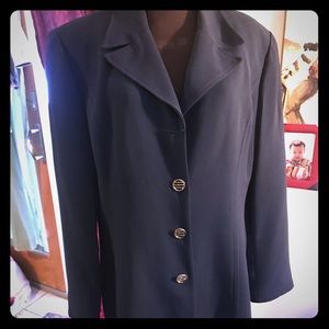 31” Madrigano button front navy blazer fully lined